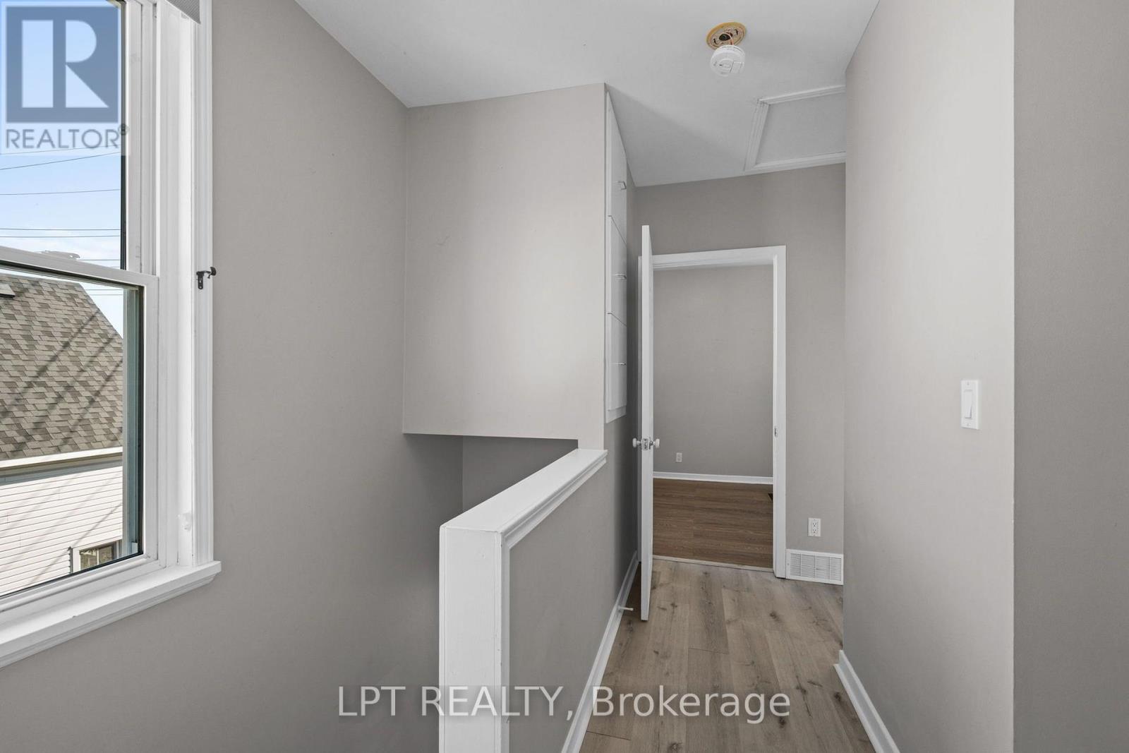 76-78 Main Street E Property Photo 20