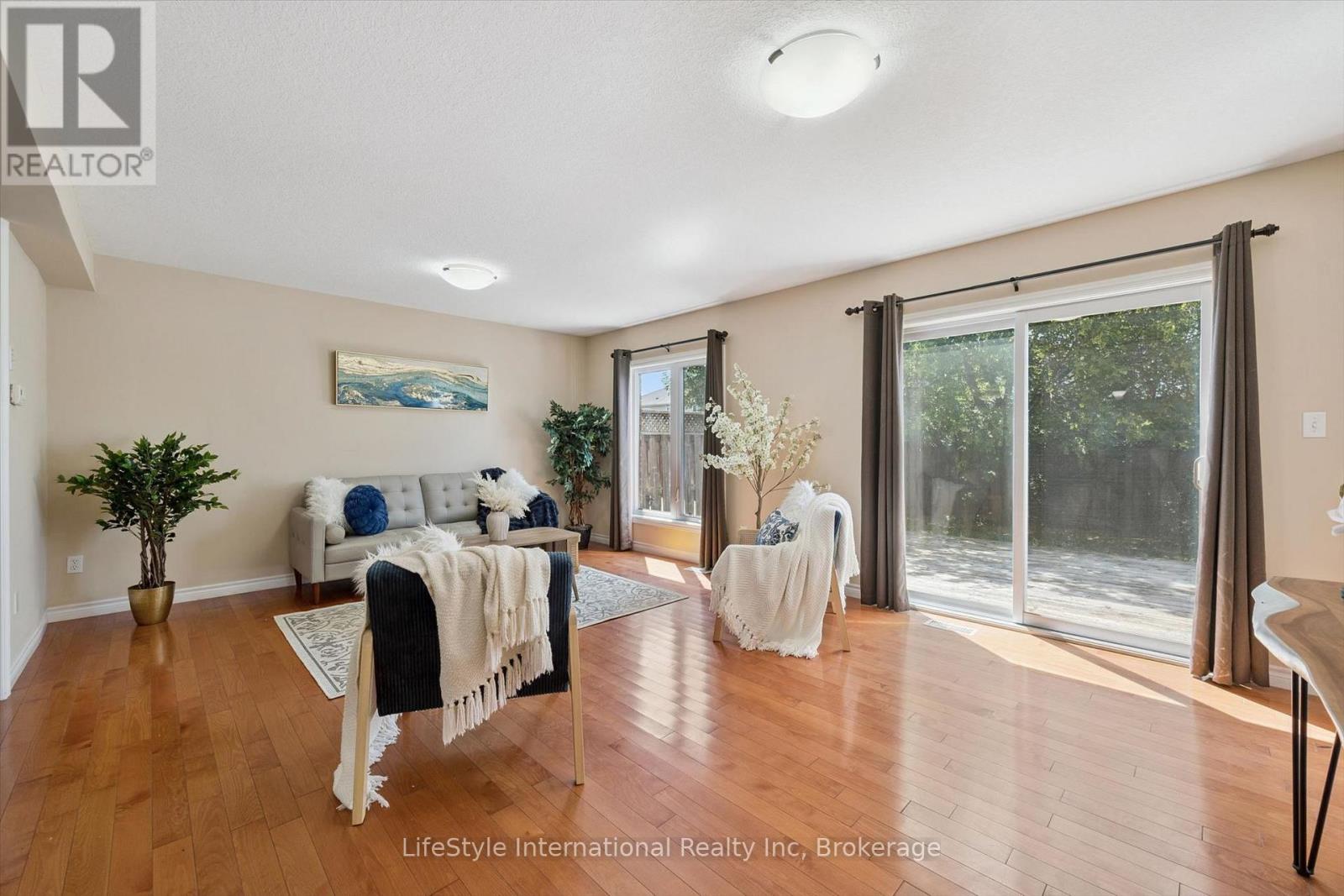 47 Hasler Crescent Property Photo 7