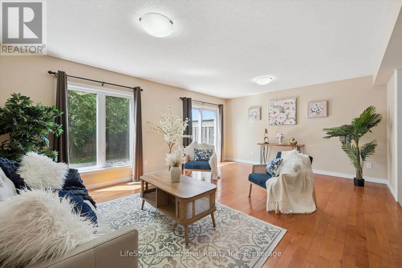 47 Hasler Crescent Property Photo 9