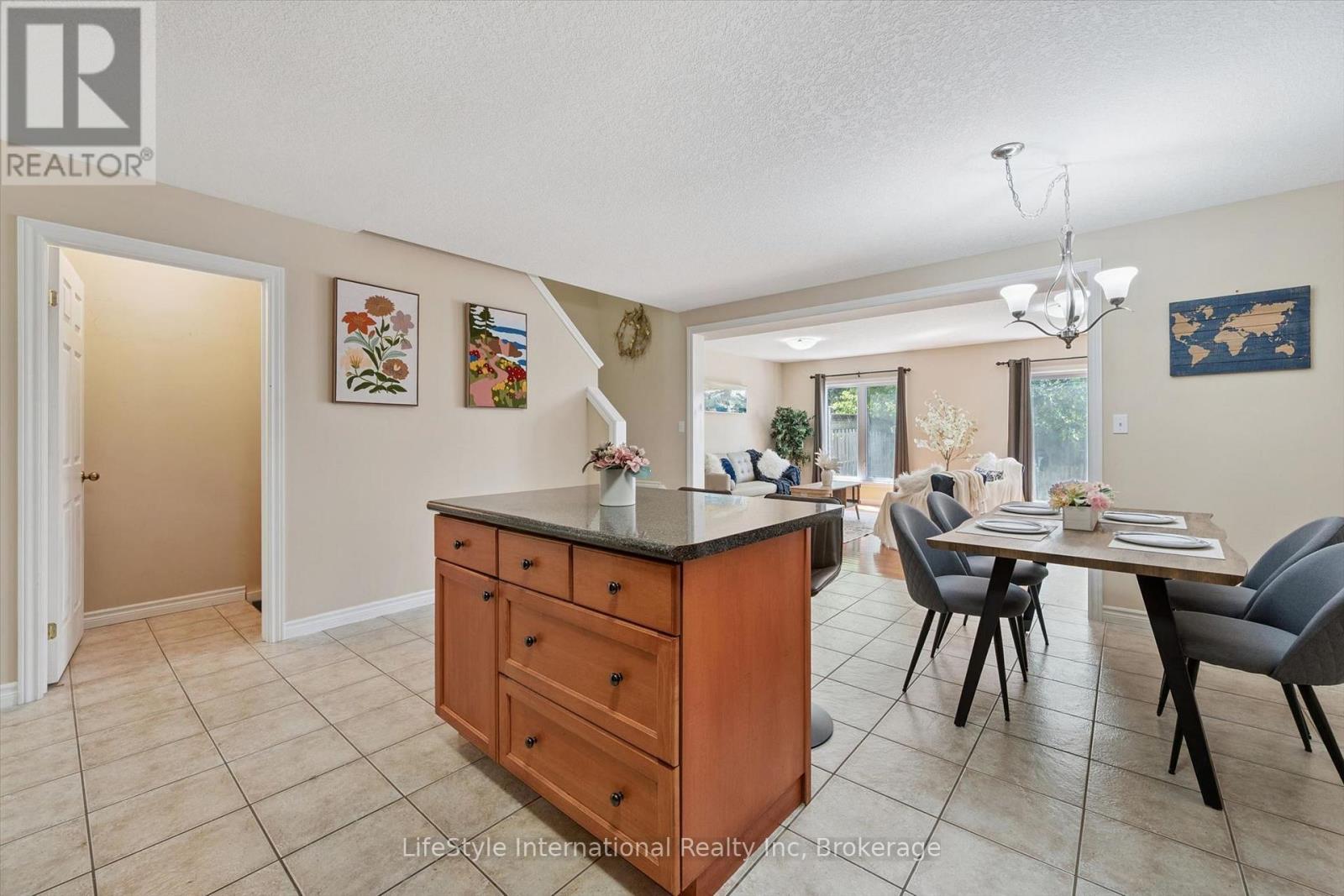47 Hasler Crescent Property Photo 16