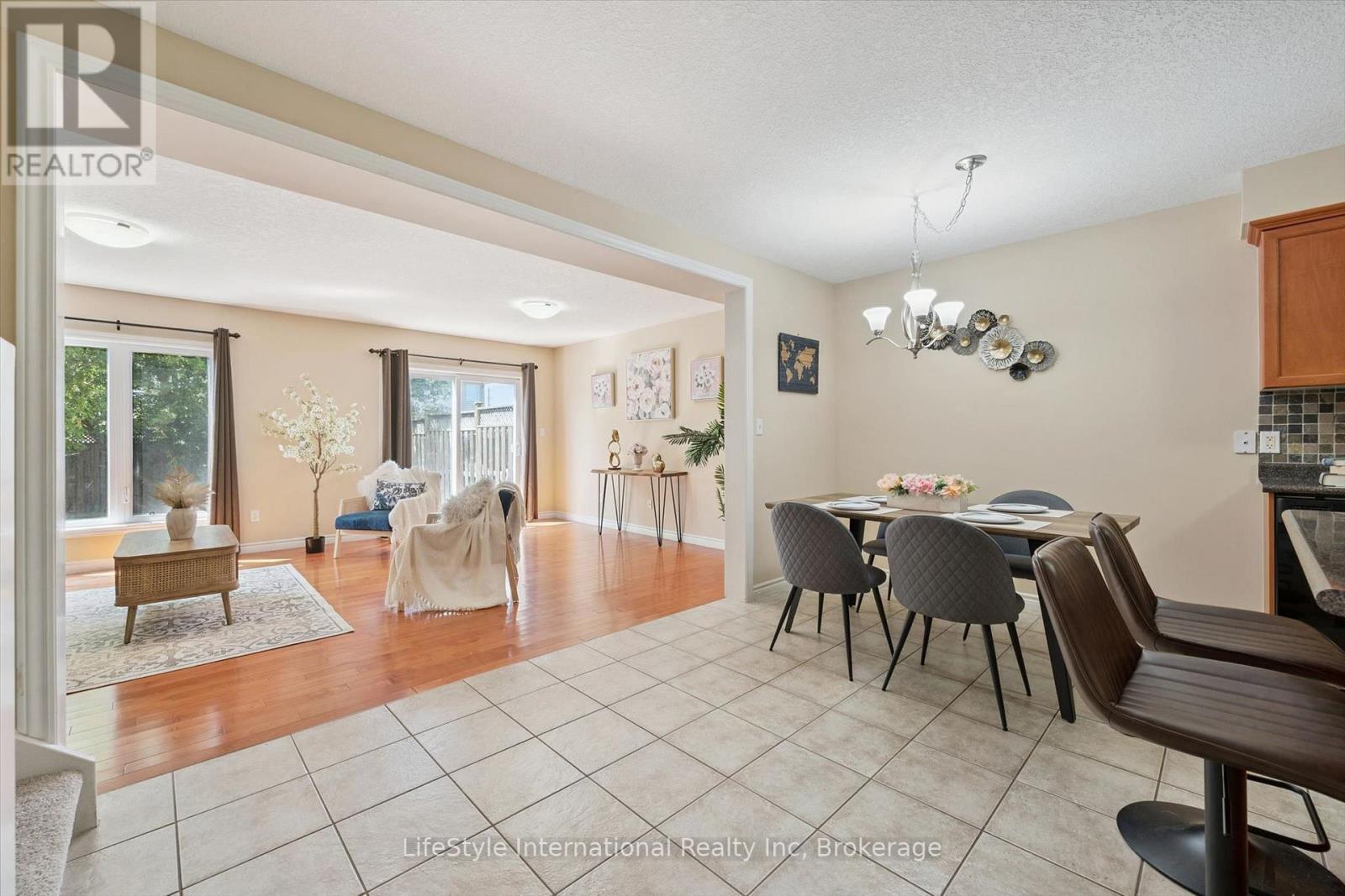 47 Hasler Crescent Property Photo 17