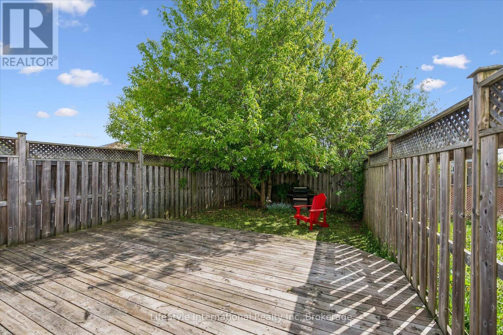 47 Hasler Crescent Property Photo 38