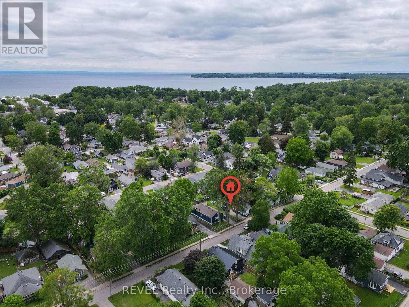 3921 Victoria Road Property Photo 1