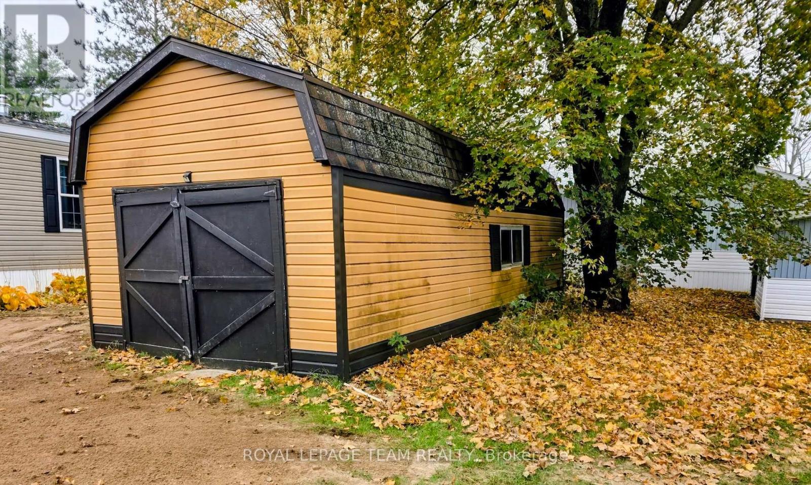 114 Hutt Road N Property Photo 3