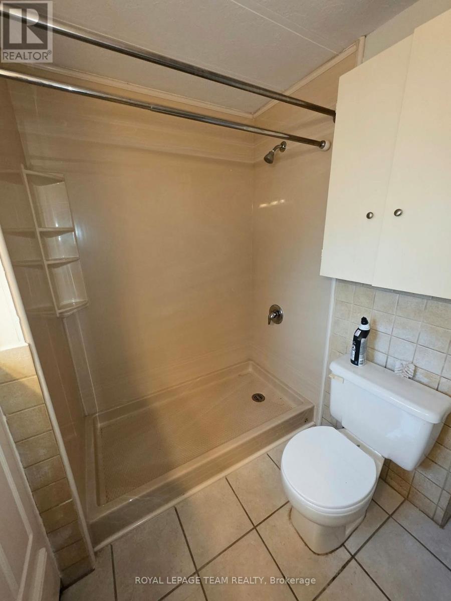 114 Hutt Road N Property Photo 9