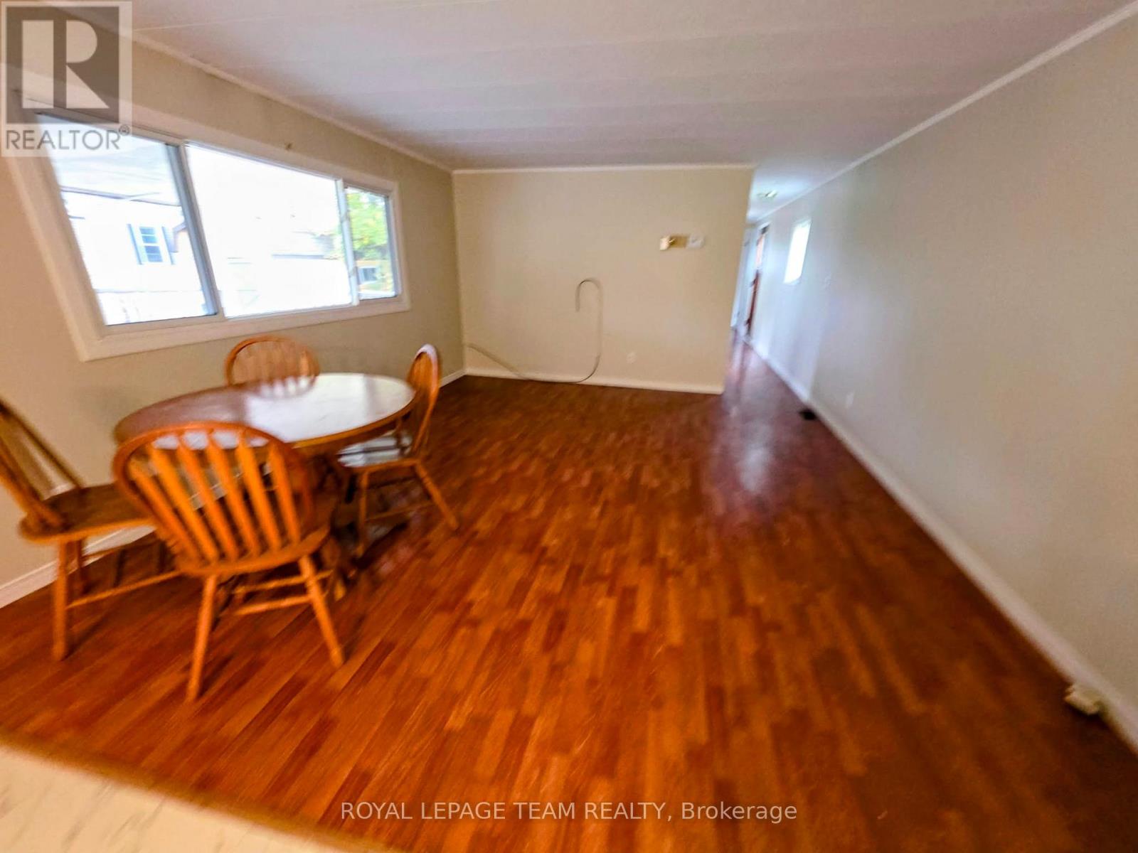 114 Hutt Road N Property Photo 12