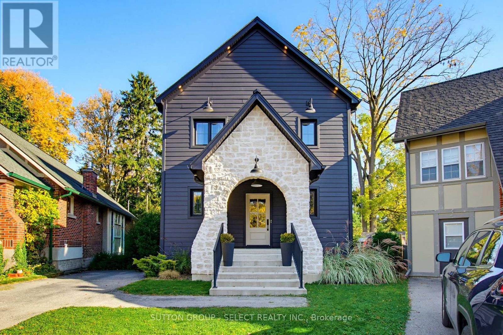 12 Clenray Place Property Photo 1