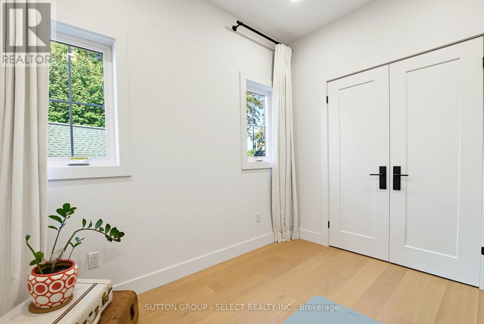 12 Clenray Place Property Photo 27