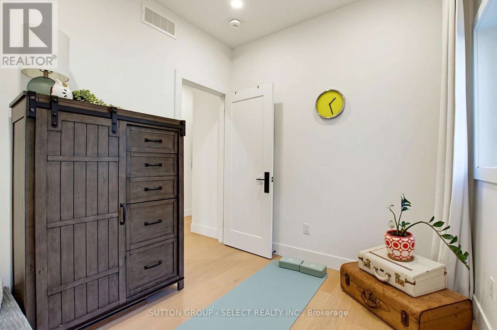 12 Clenray Place Property Photo 28