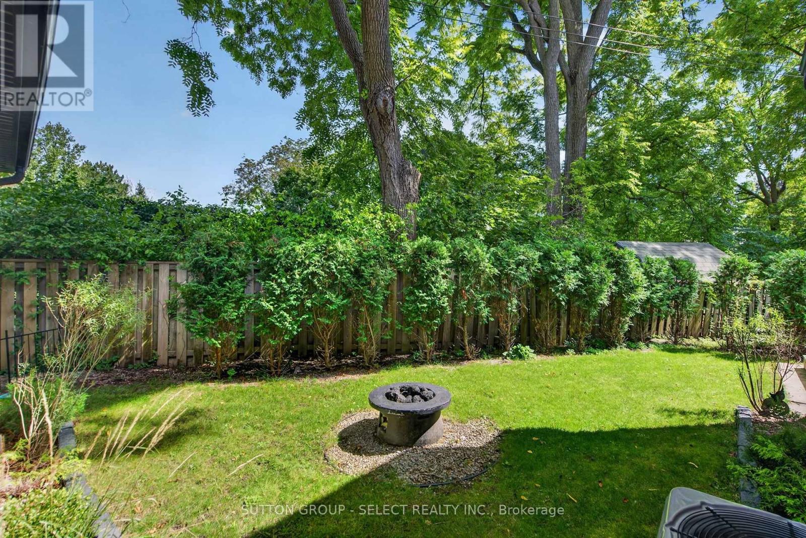 12 Clenray Place Property Photo 32
