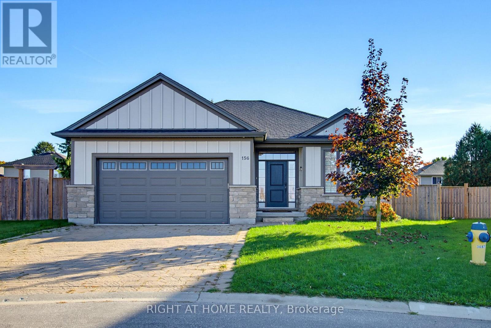 156 Wintermute Court E Property Photo 1