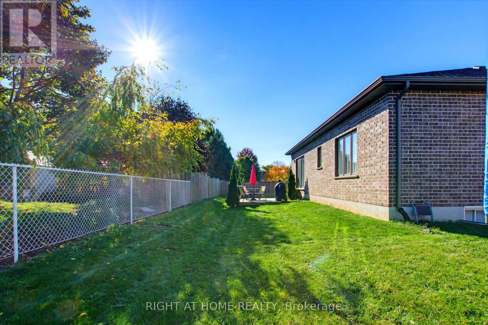 156 Wintermute Court E Property Photo 42