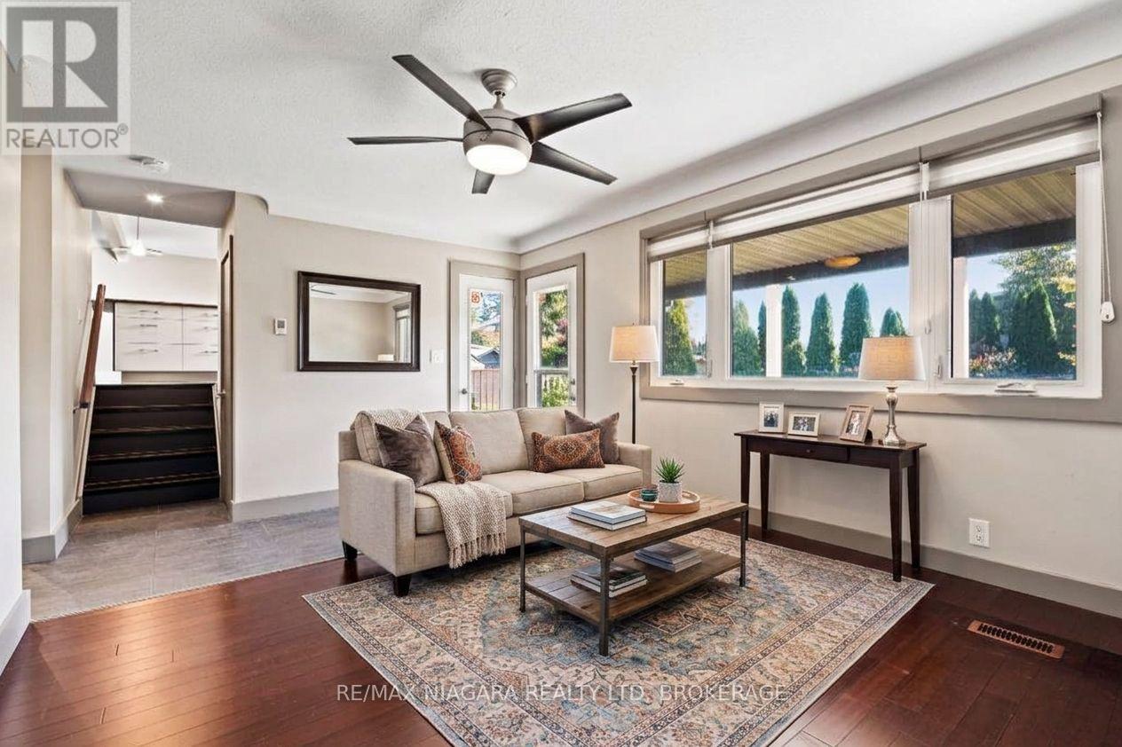 6524 Glengate Street Property Photo 8