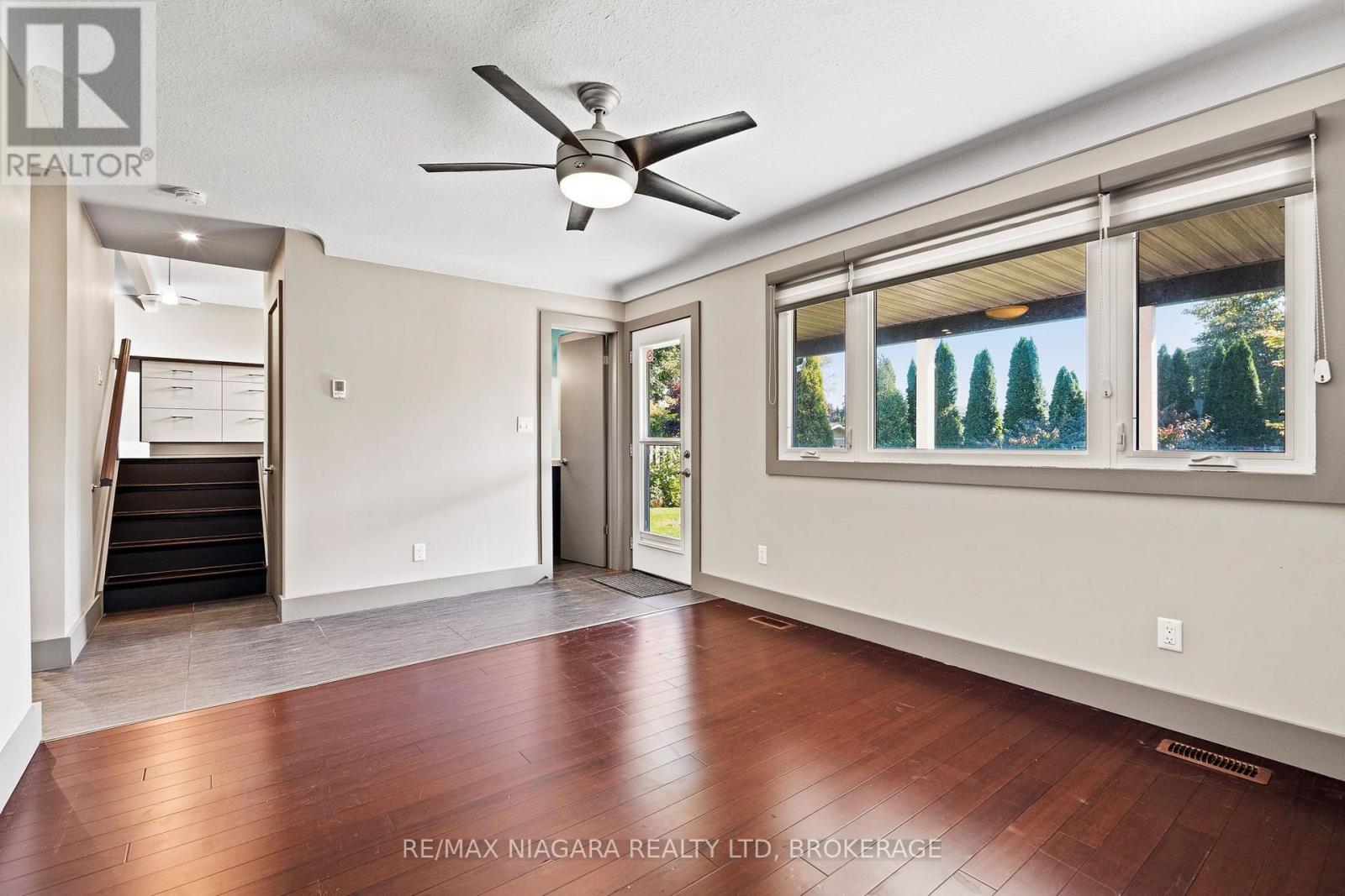 6524 Glengate Street Property Photo 9