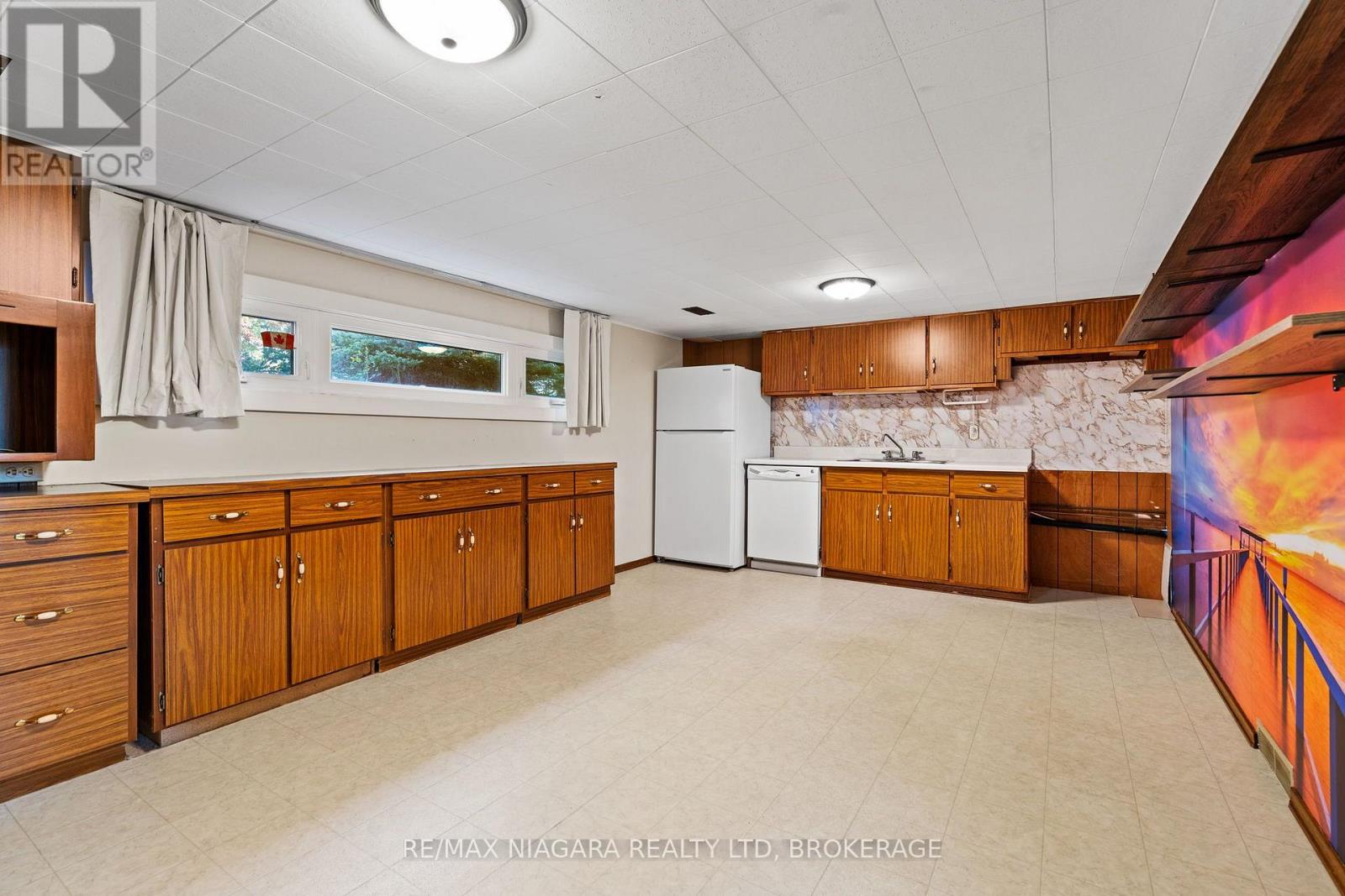 6524 Glengate Street Property Photo 30