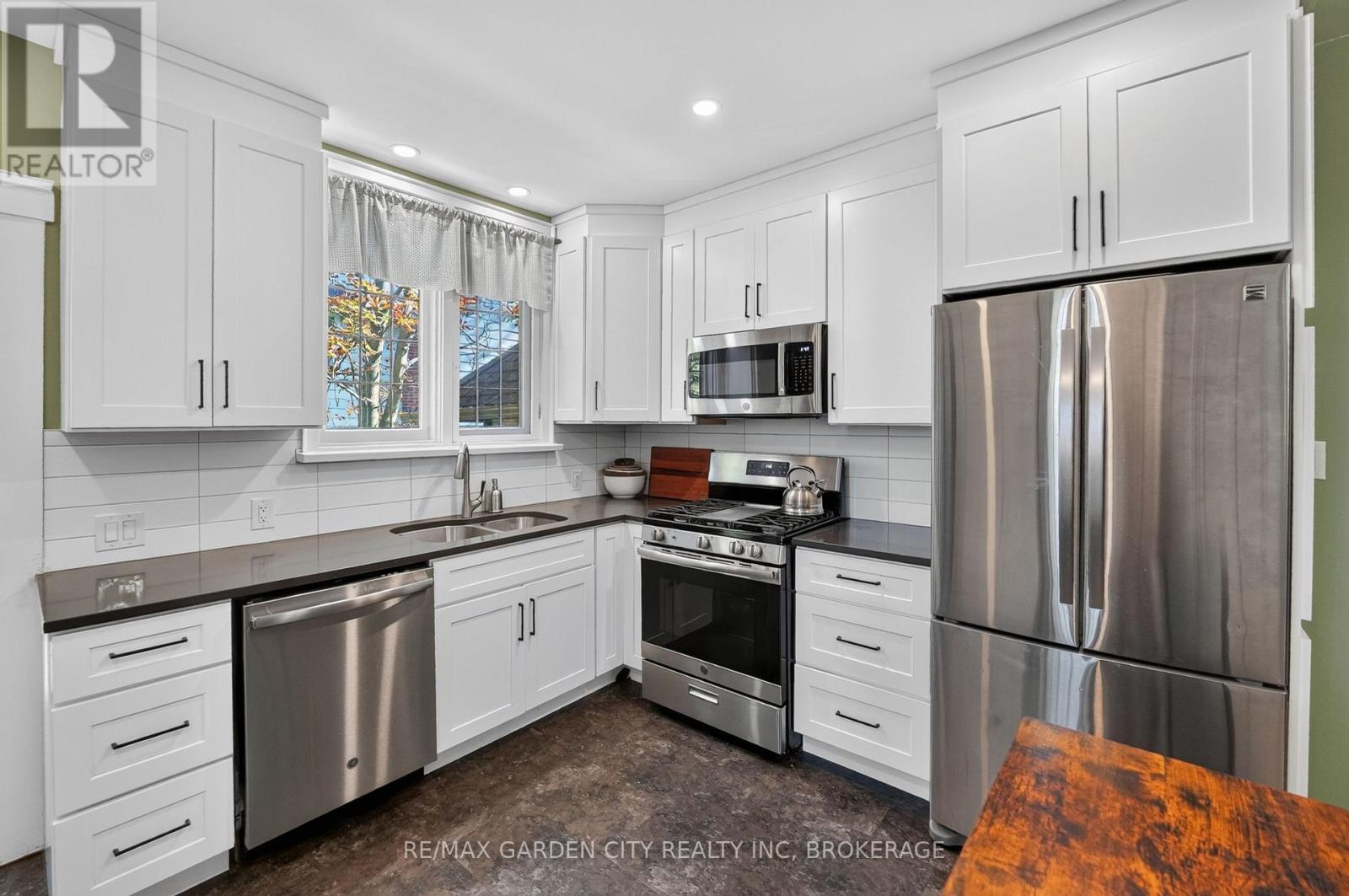 38 Clairmont Street Property Photo 8