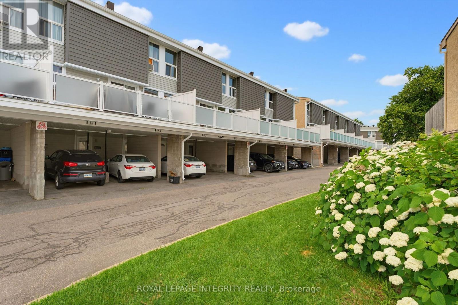 36 - 3415 UPLANDS DRIVE Property Photo 1