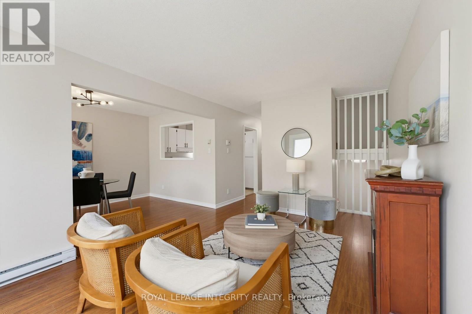 36 - 3415 Uplands Drive Property Photo 4
