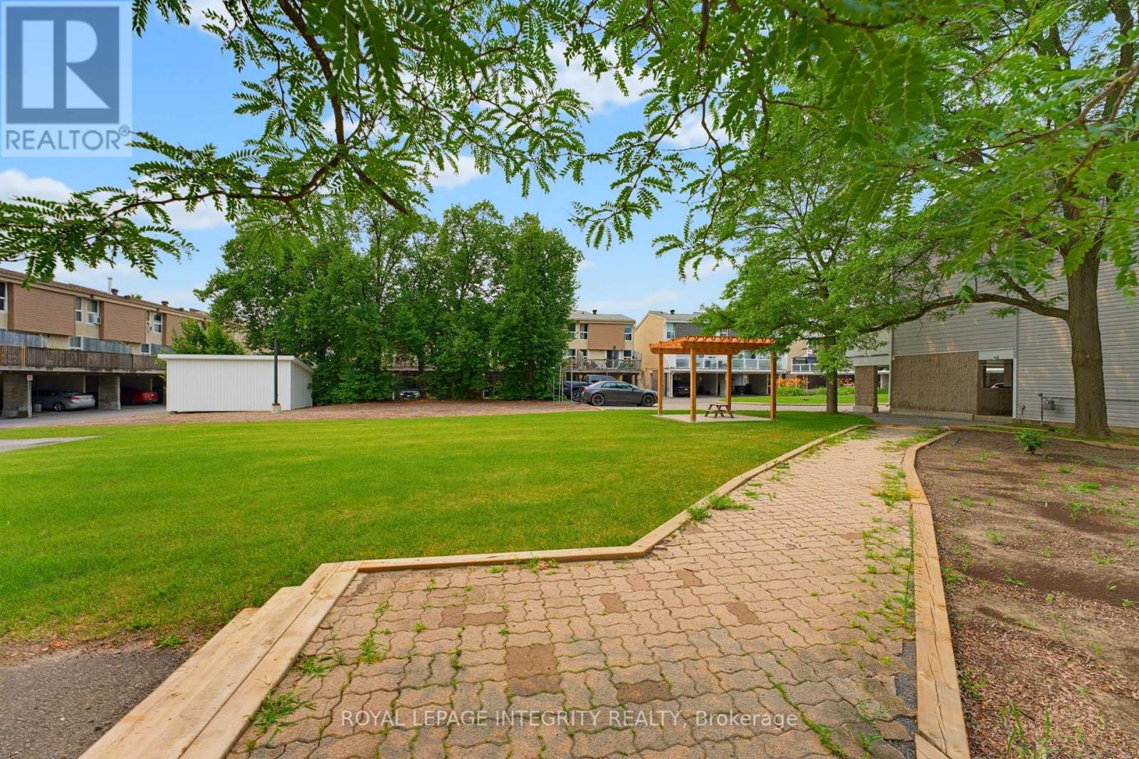 36 - 3415 Uplands Drive Property Photo 34