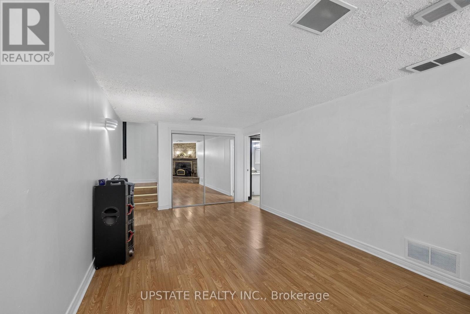 221 Cedarwoods Crescent Property Photo 29