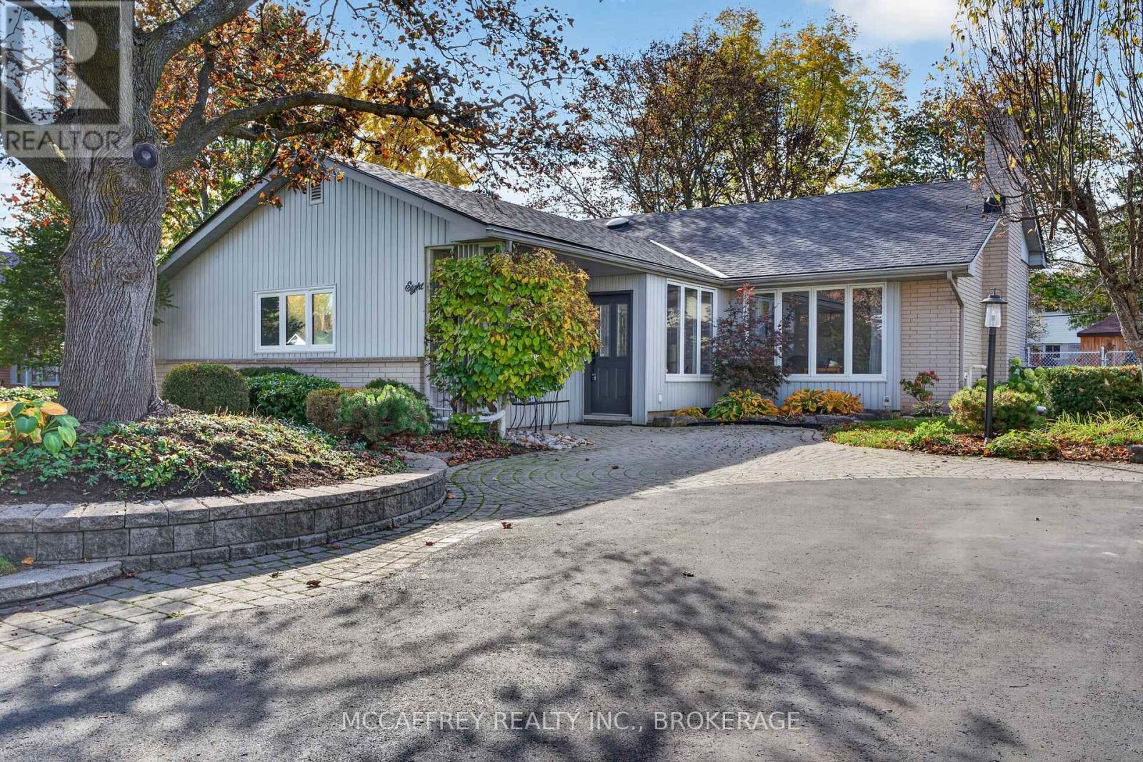8 KELLER DRIVE Property Photo 1