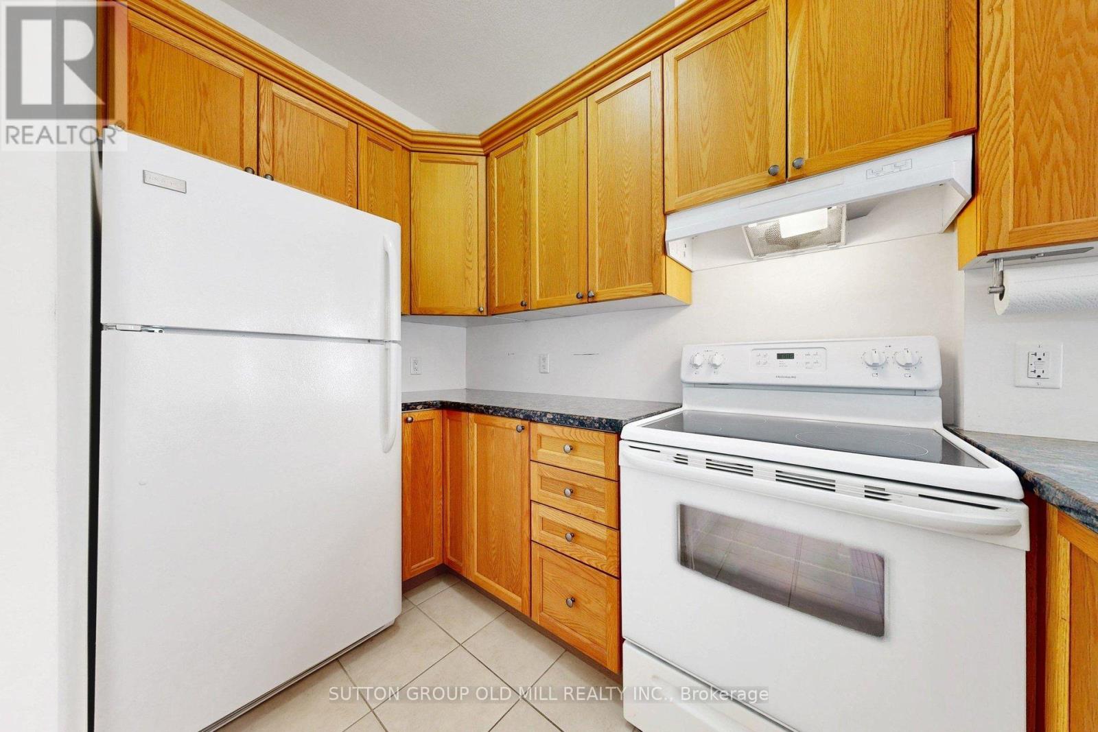 102 - 95 Wilson St Street W Property Photo 13