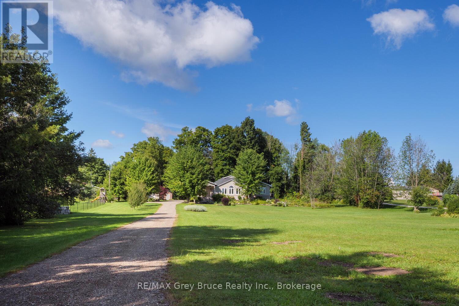 106 Drive-in Crescent Property Photo 33