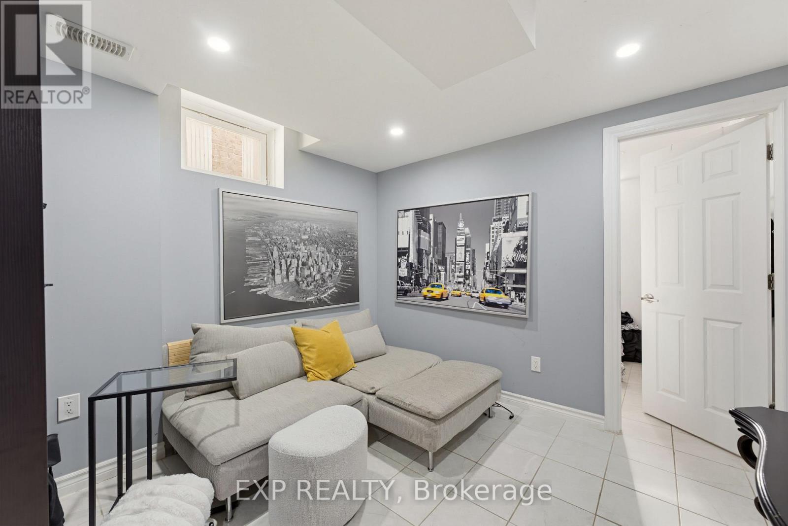 58 Summerberry Way Property Photo 29