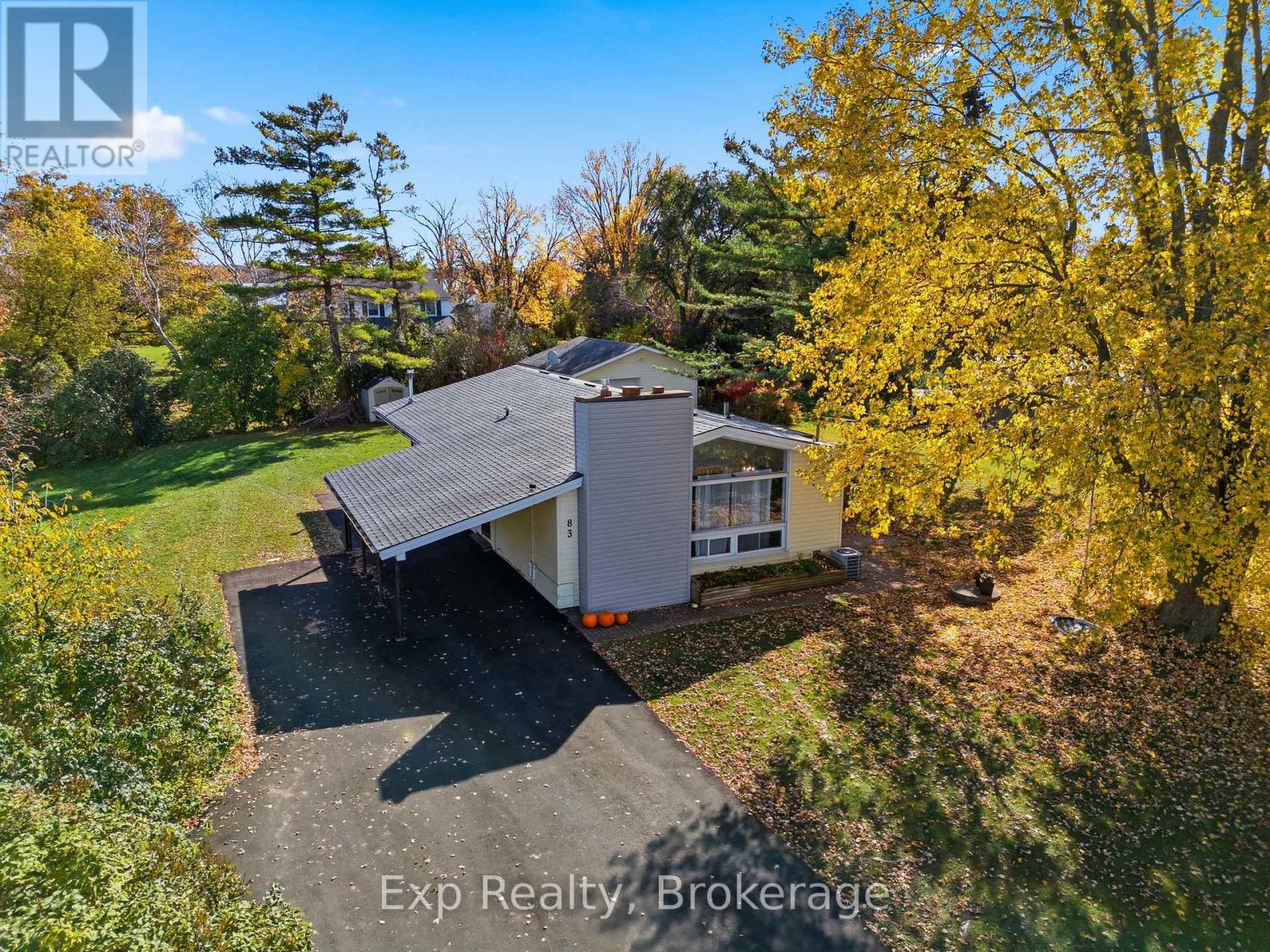83 Carrying Place Road Property Photo 1