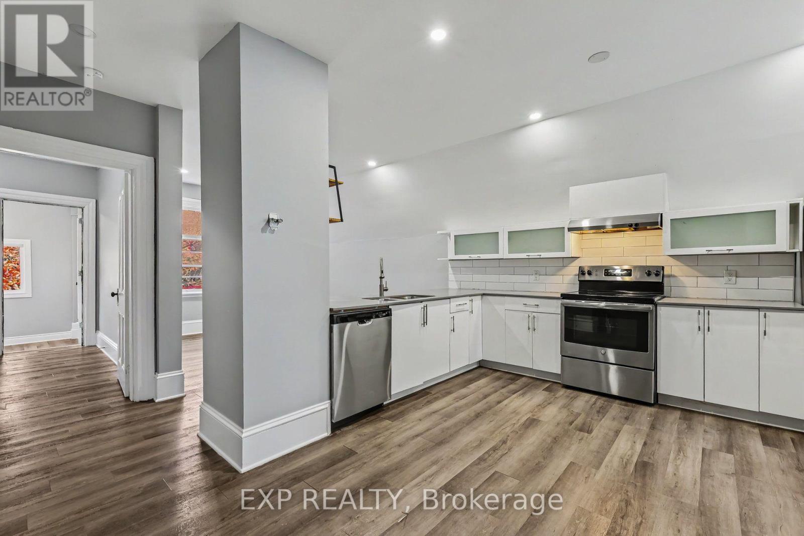 B - 419 Besserer Street Property Photo 8