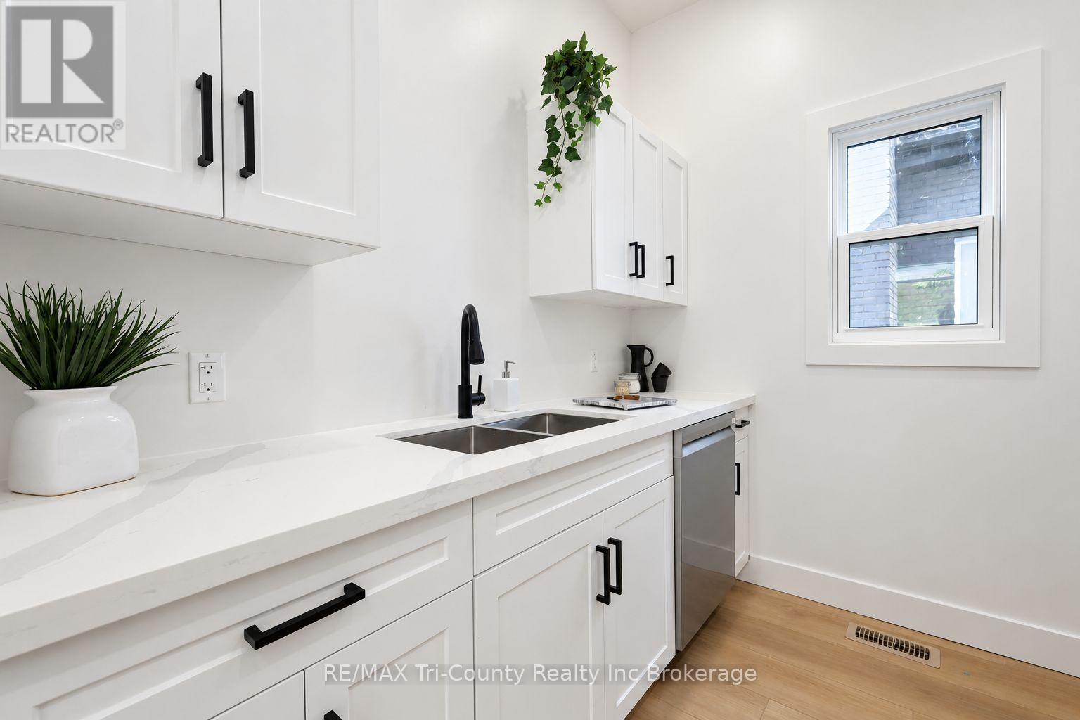 16 Redan Street Property Photo 11