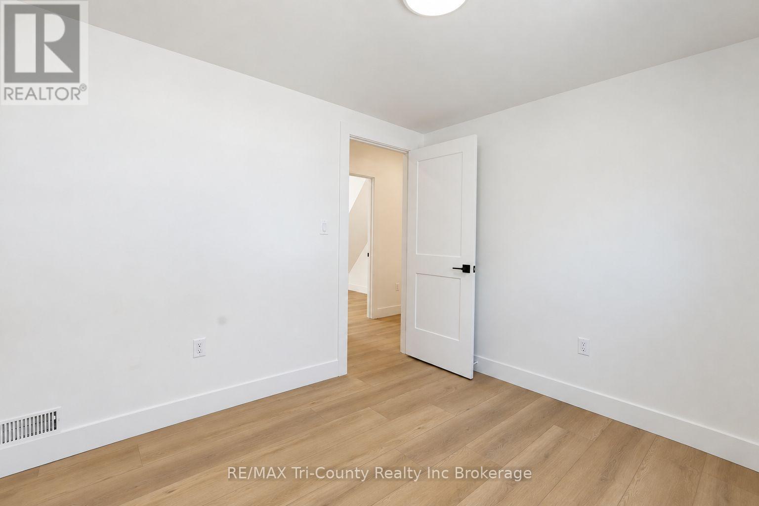 16 Redan Street Property Photo 27