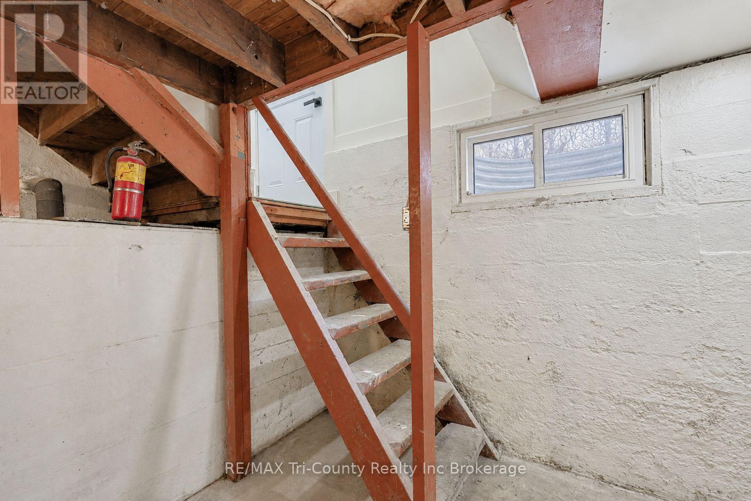 16 Redan Street Property Photo 30