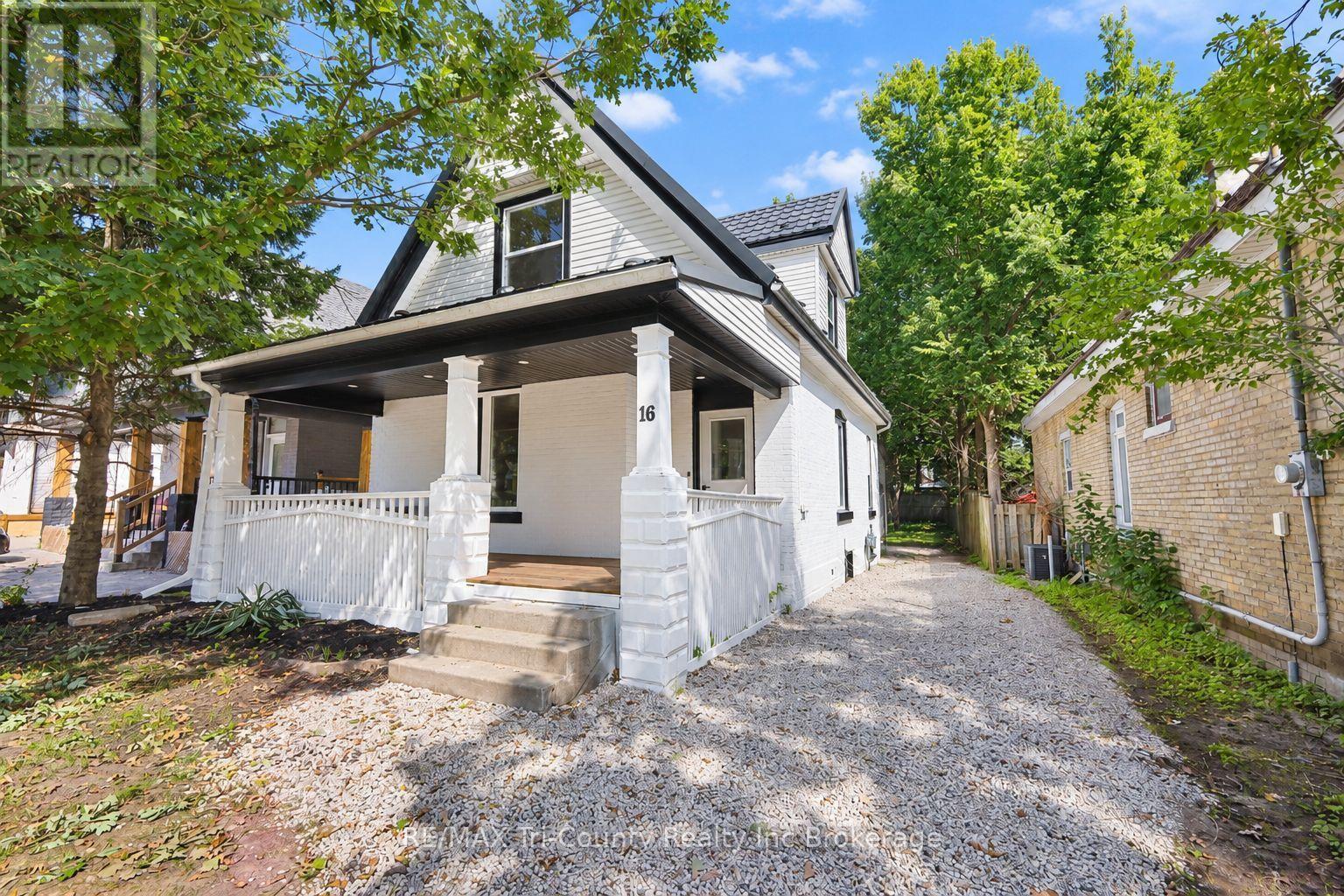 16 Redan Street Property Photo 43