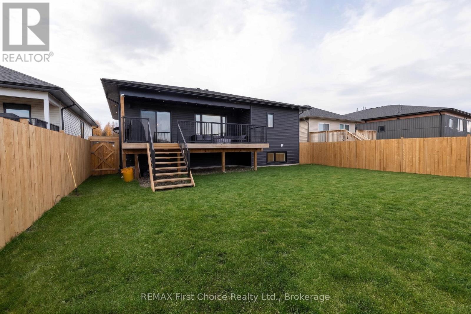 186 Bruin Crescent Property Photo 29