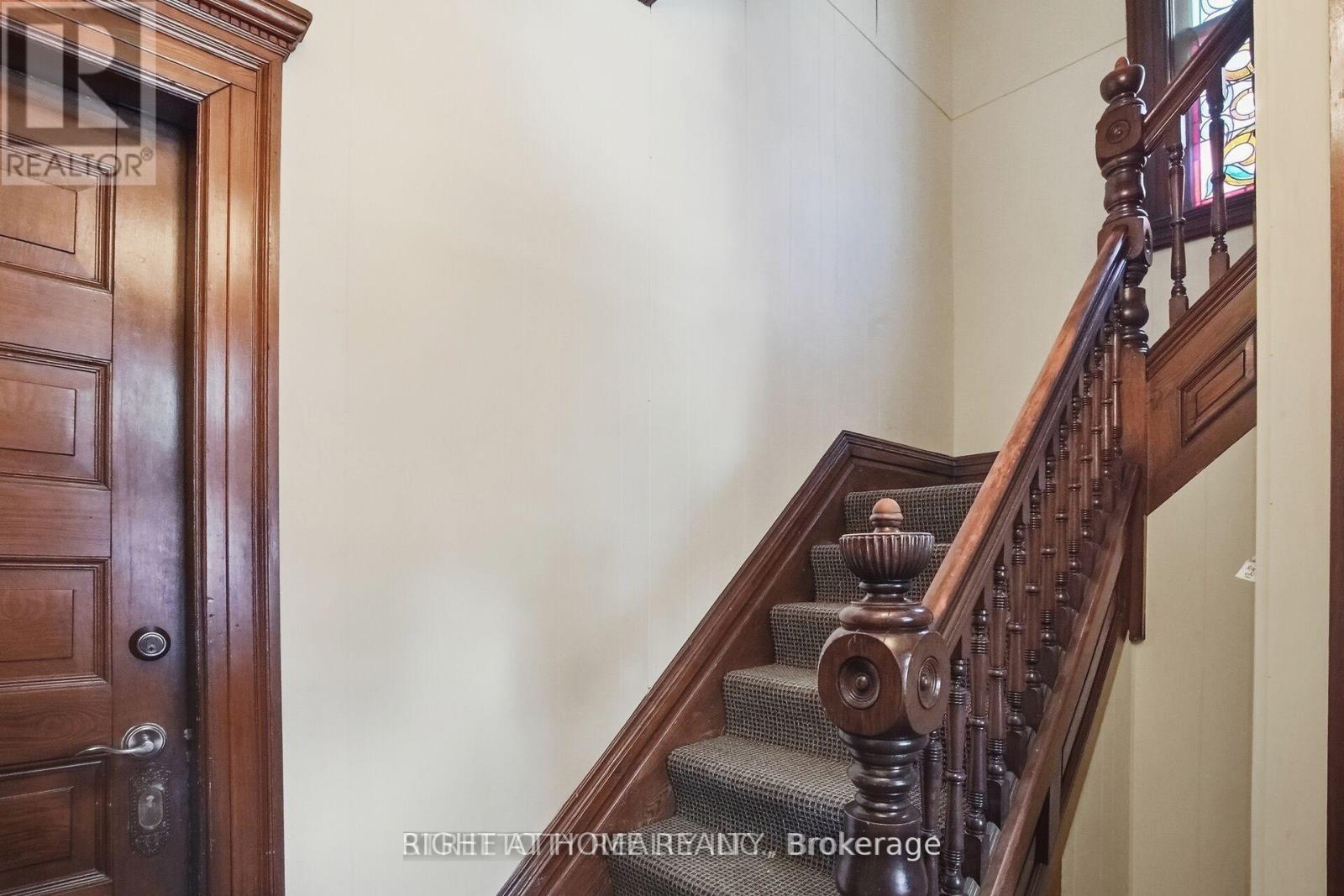 24 Hincks Street Property Photo 7