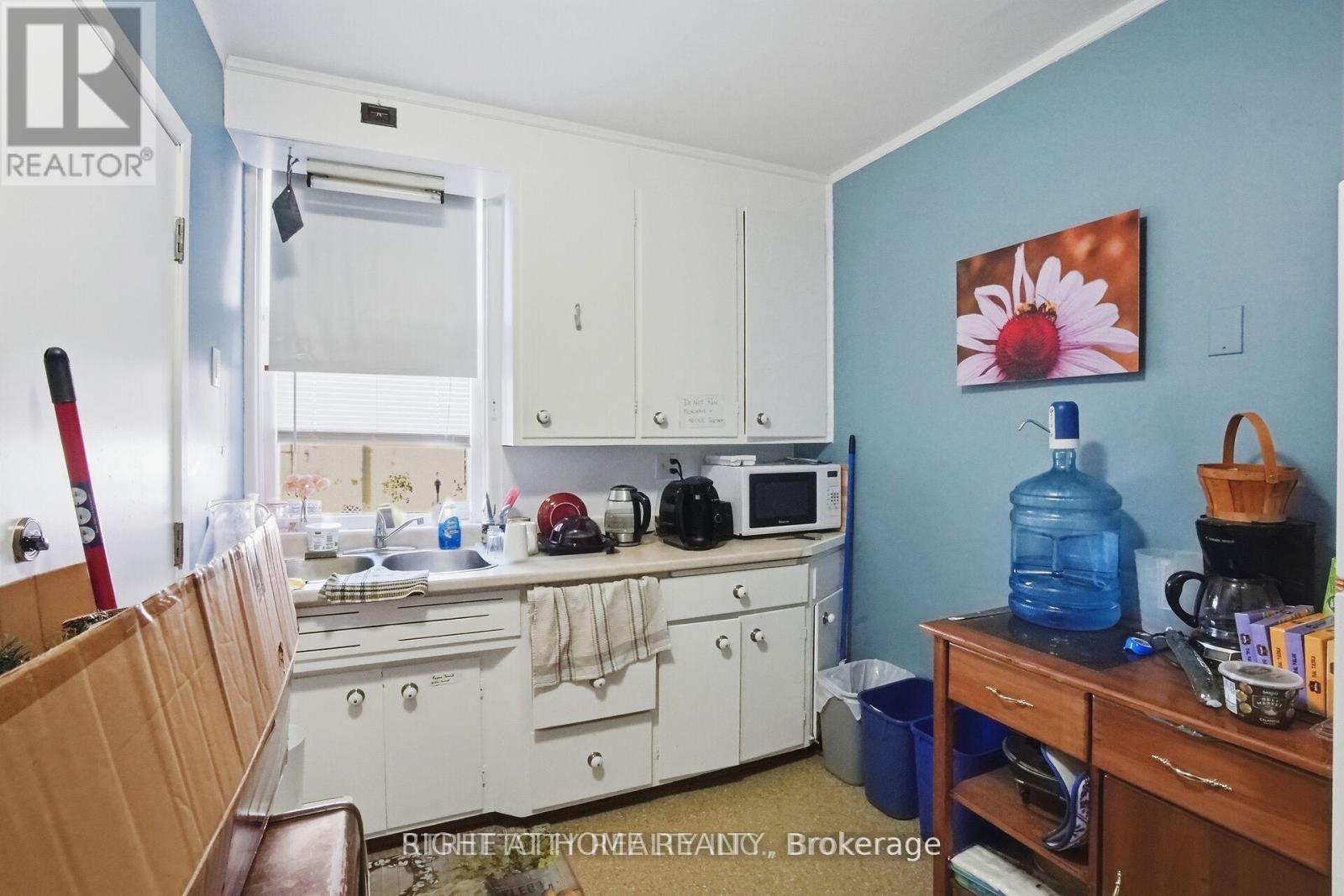 24 Hincks Street Property Photo 8