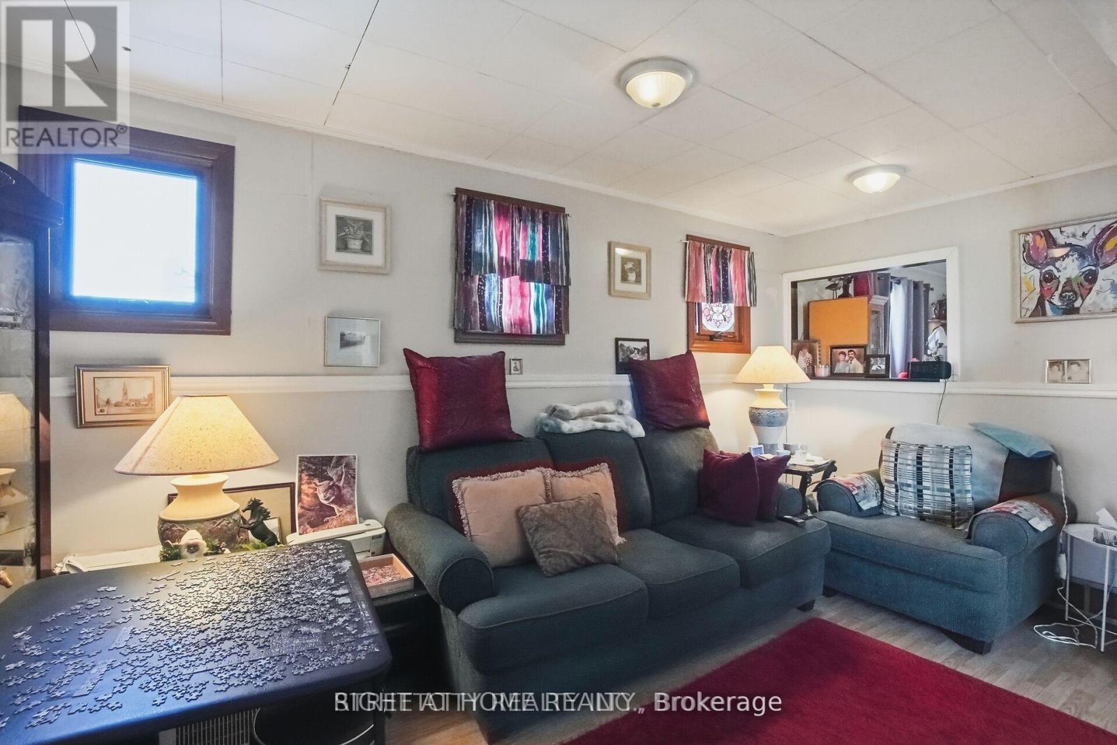 24 Hincks Street Property Photo 10