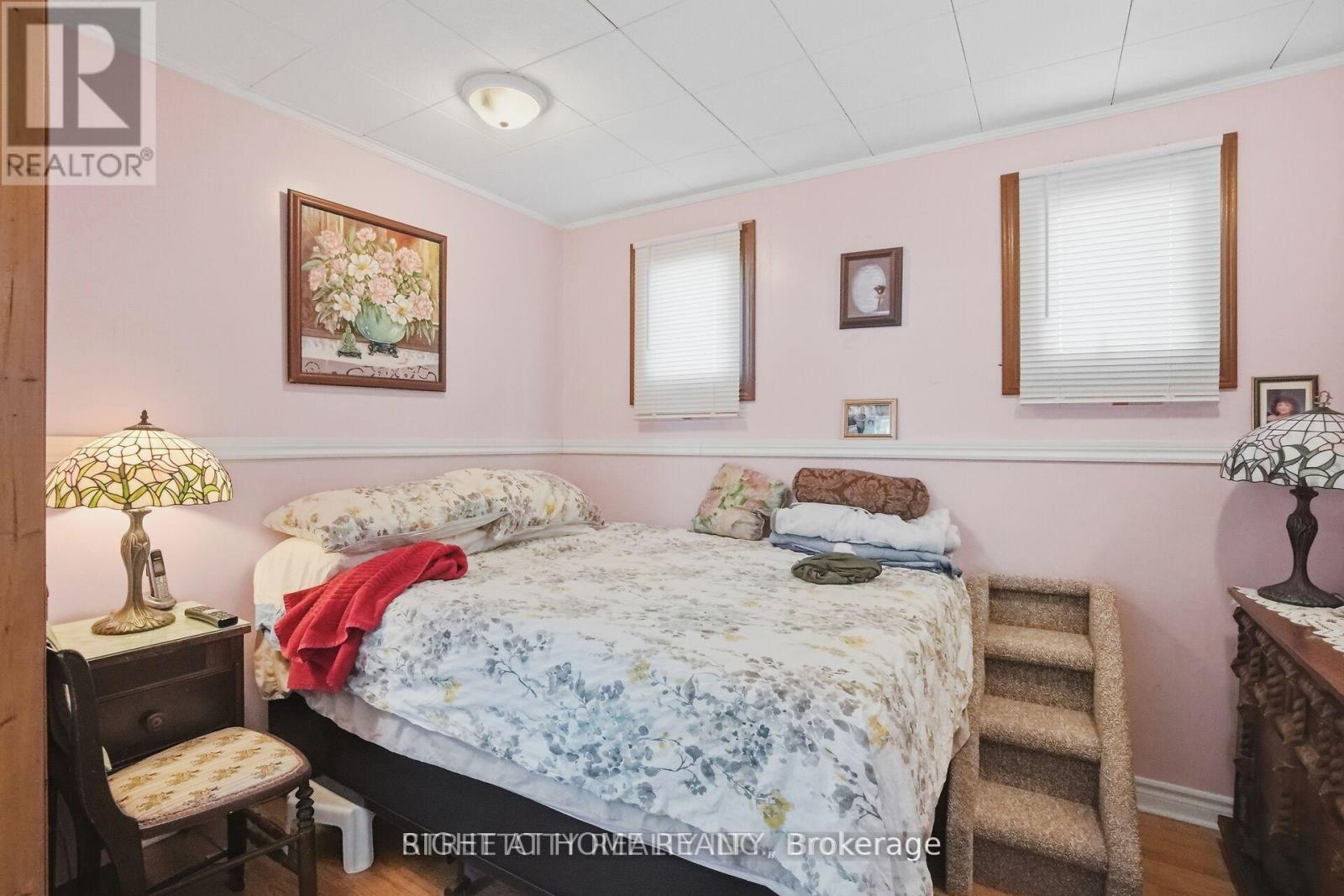 24 Hincks Street Property Photo 12