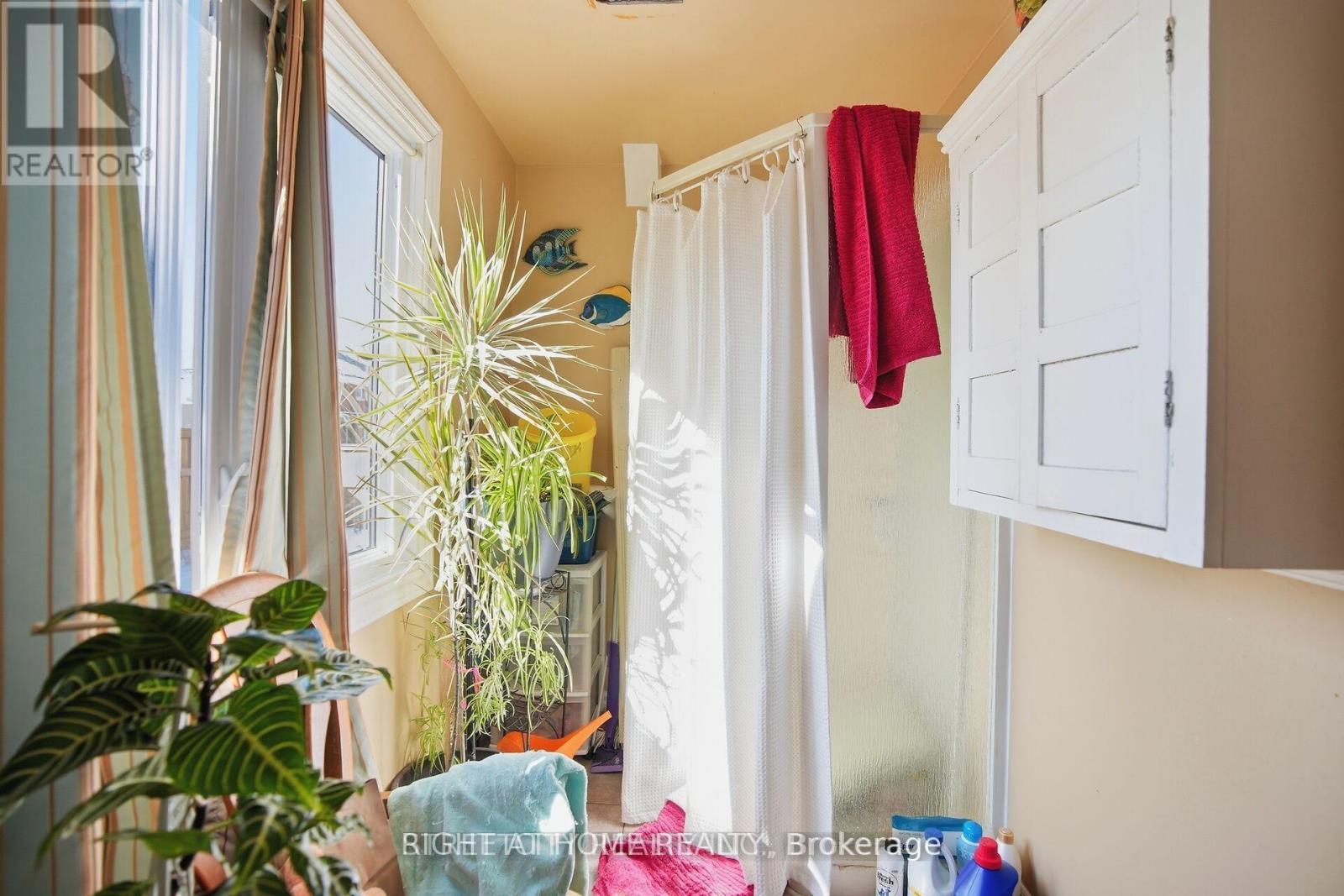 24 Hincks Street Property Photo 13