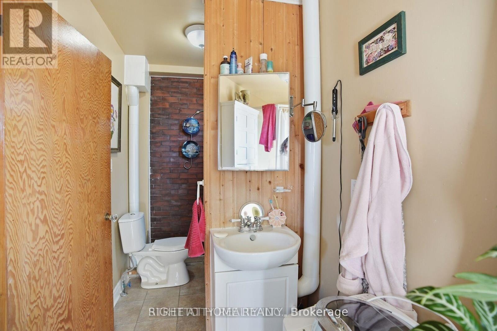 24 Hincks Street Property Photo 14