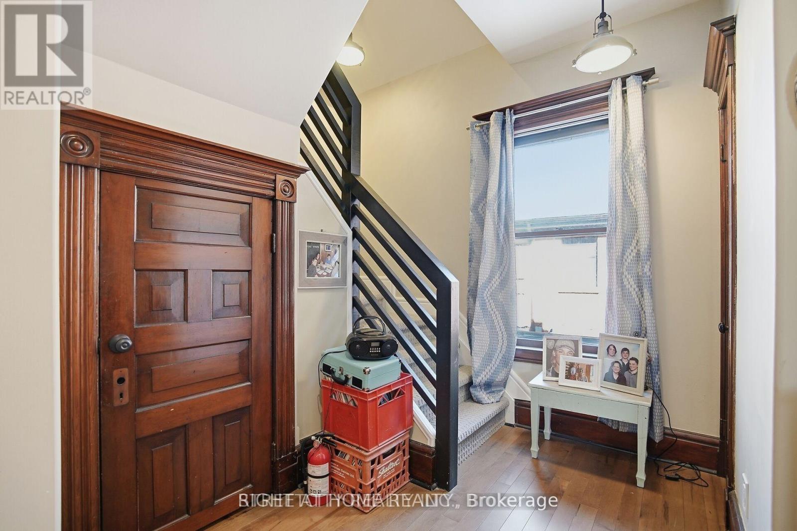 24 Hincks Street Property Photo 21