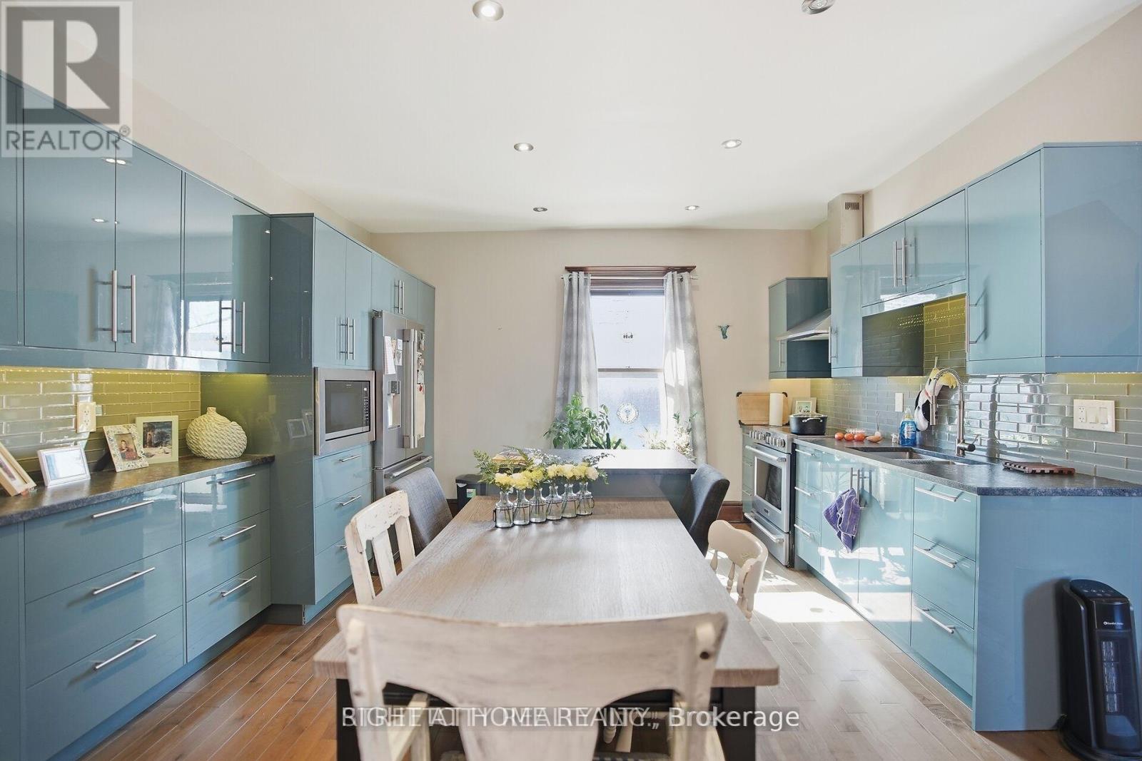 24 Hincks Street Property Photo 24