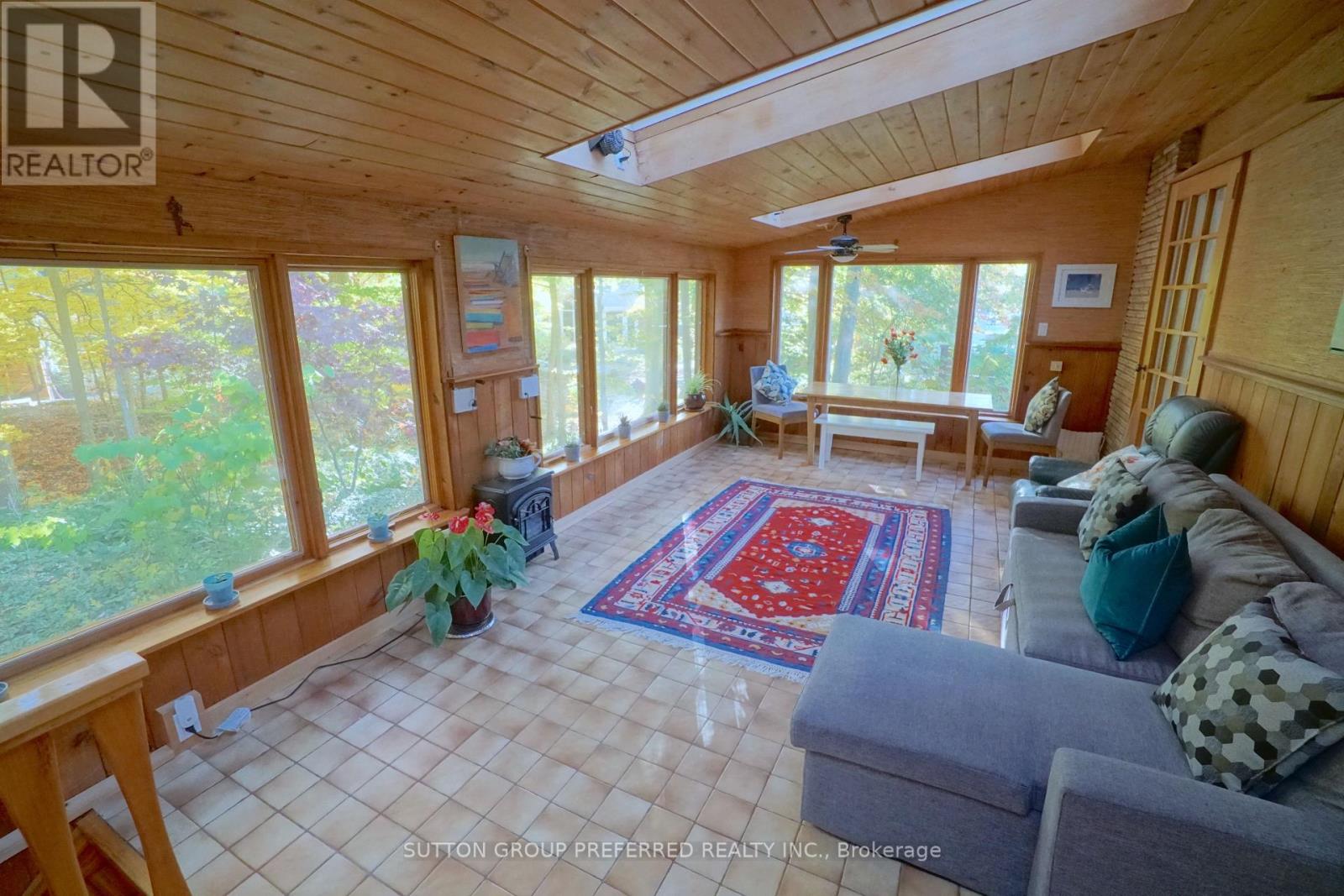 7 Metamora Crescent Property Photo 8