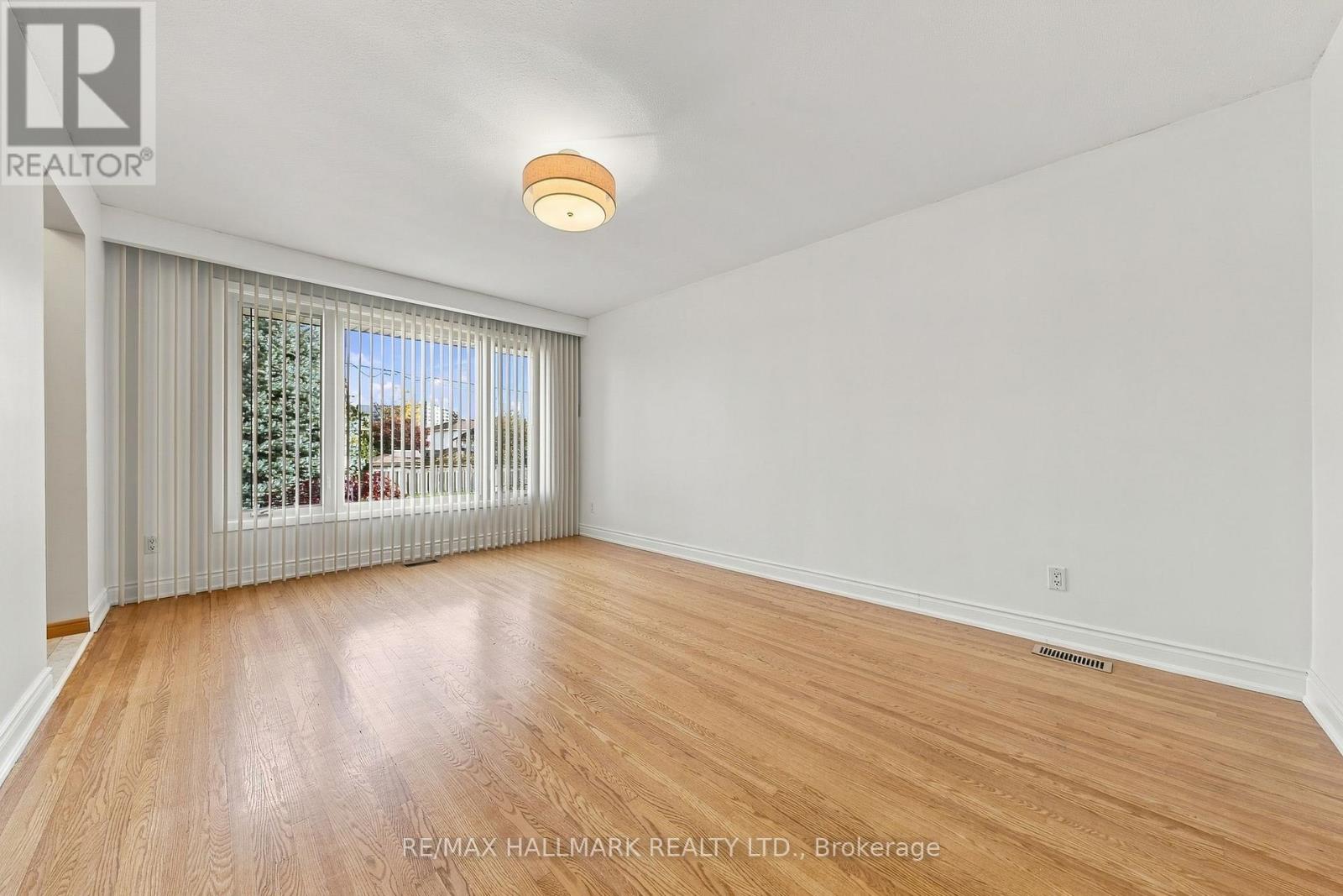 206 Warren Avenue Property Photo 8