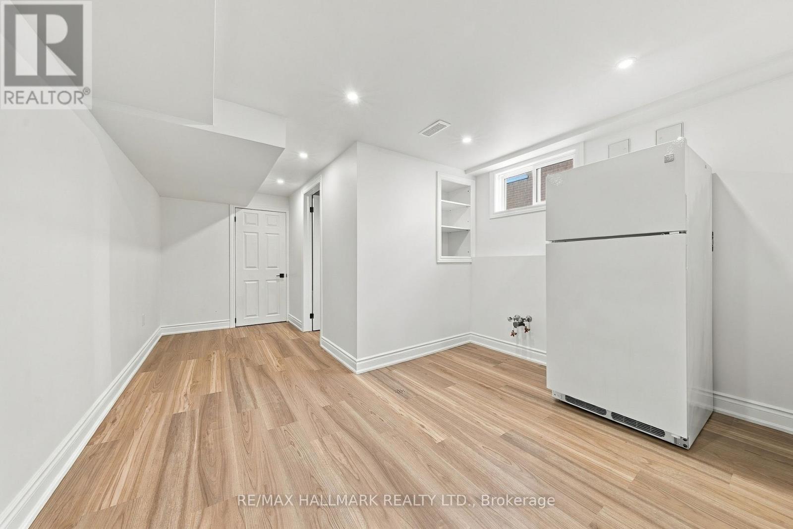 206 Warren Avenue Property Photo 18