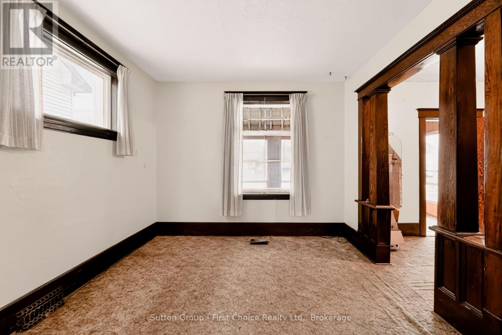 148 St George Street Property Photo 13