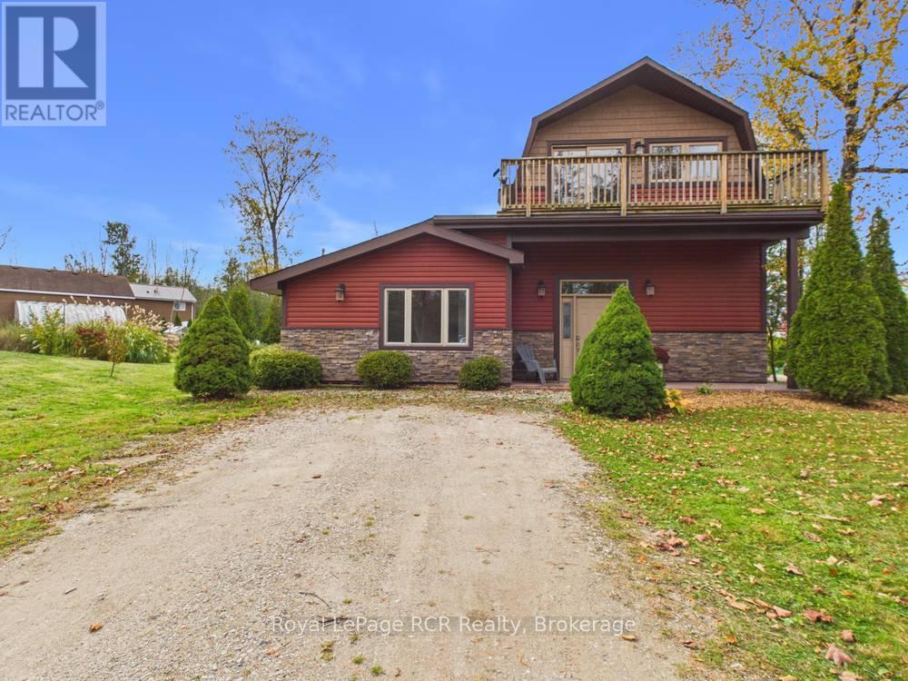 13 LINDEN LANE Property Photo 1