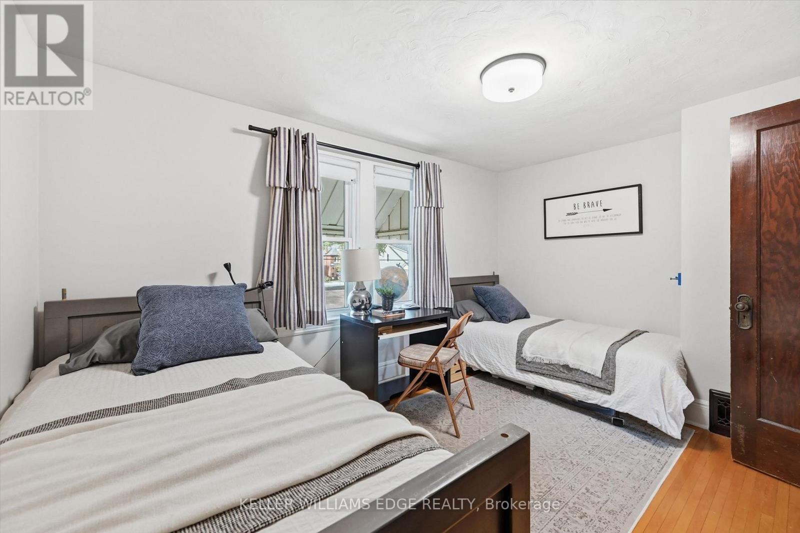 158 London Street S Property Photo 21