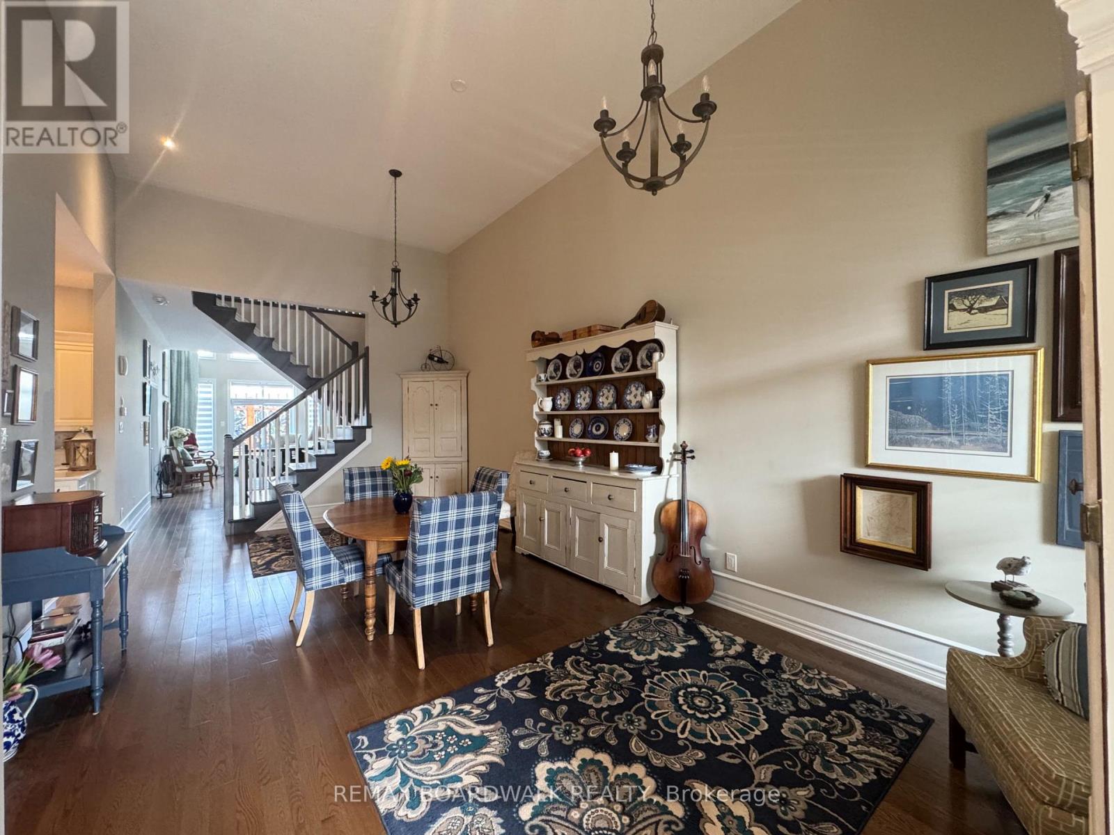 147 Oxford Street W Property Photo 16